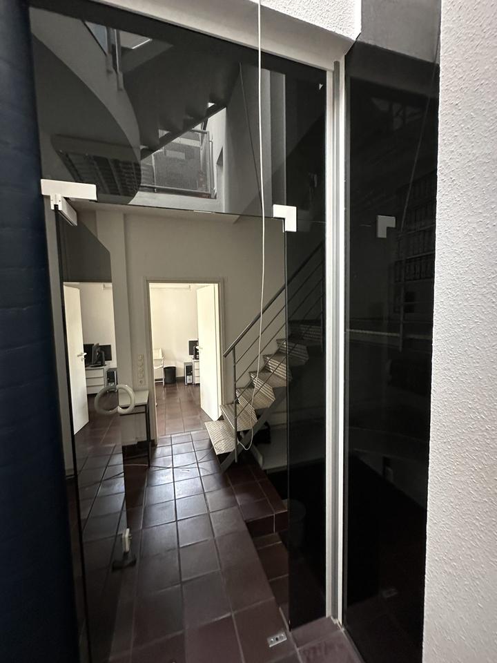 Tageslicht-Studio 40 m² mit bodentiefer Fensterfront